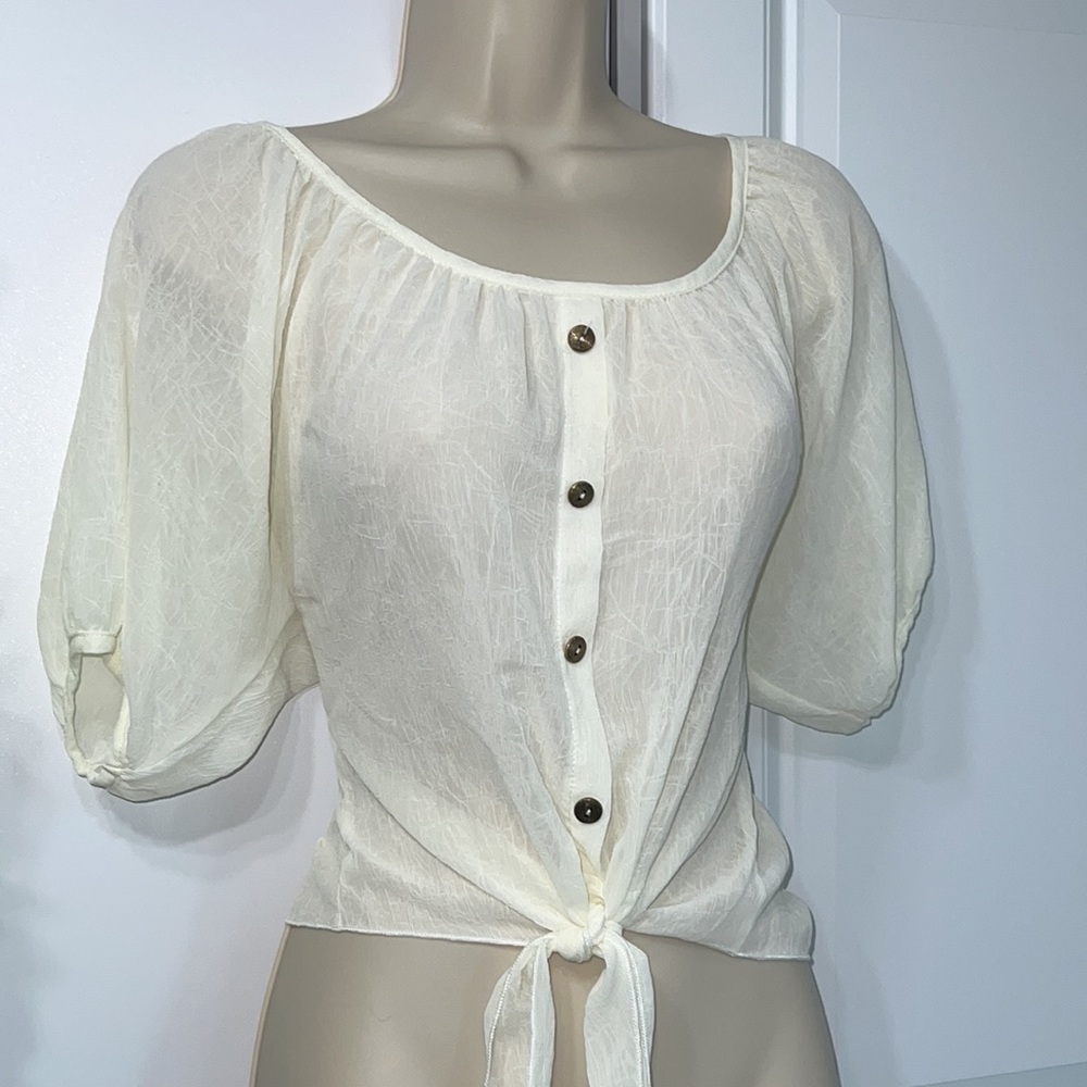 😍Sheer Yellow Pull over Crop Blouse with tie bottom (medium)
